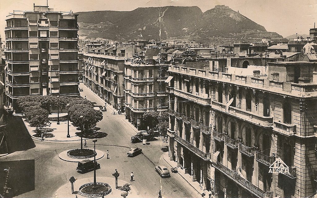 134-Place des Victoires.JPG